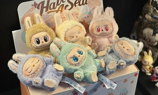 🧸 Какво е Labubu и защо целият свят го обича?
