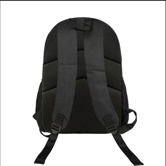 Раница Labubu – Черно & Бяло Графити Дизайн