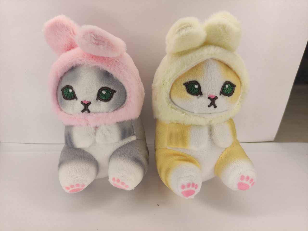 Плюшено коте - ключодържател (Пис-пис)