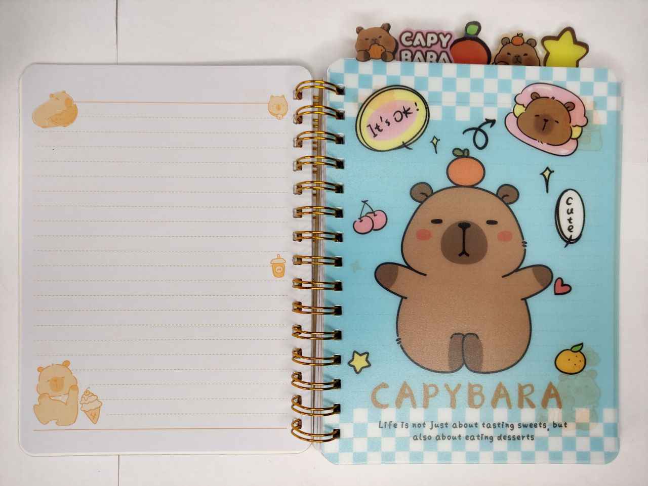 Интерактивна тетрадка Капибара 100 л. широки редове (холограма)