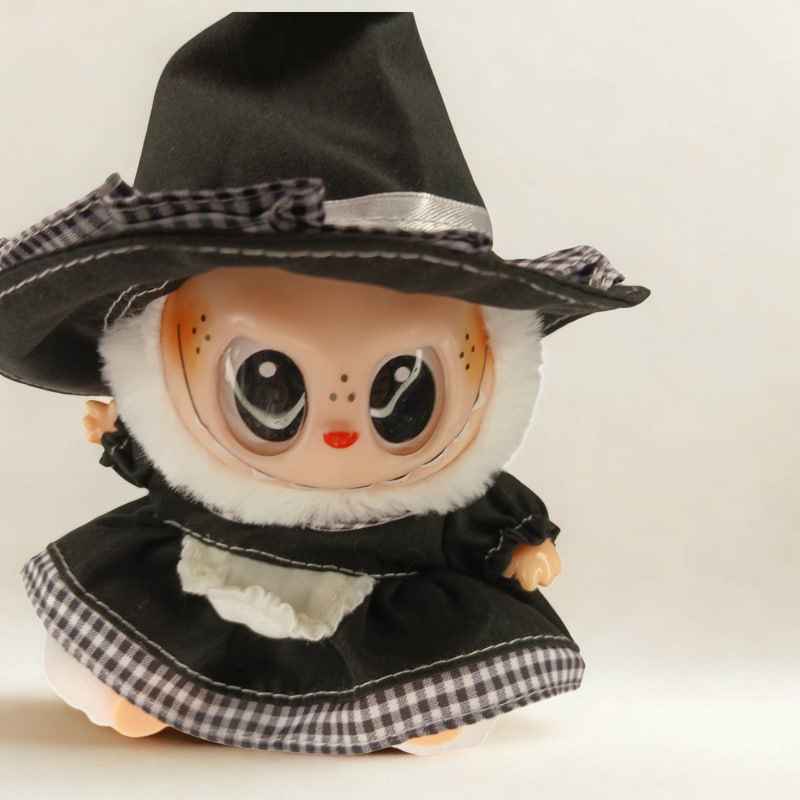 Labubu, готов за Halloween - Вещица