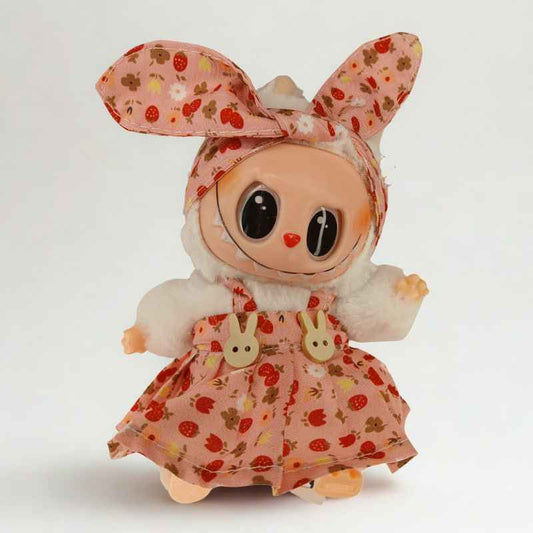 Labubu, готов за подвизи - Ягодка