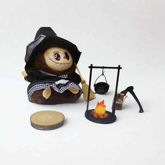 Комплект Щастлива вещица - таен кафяв модел + аксесоари за лагерен огън