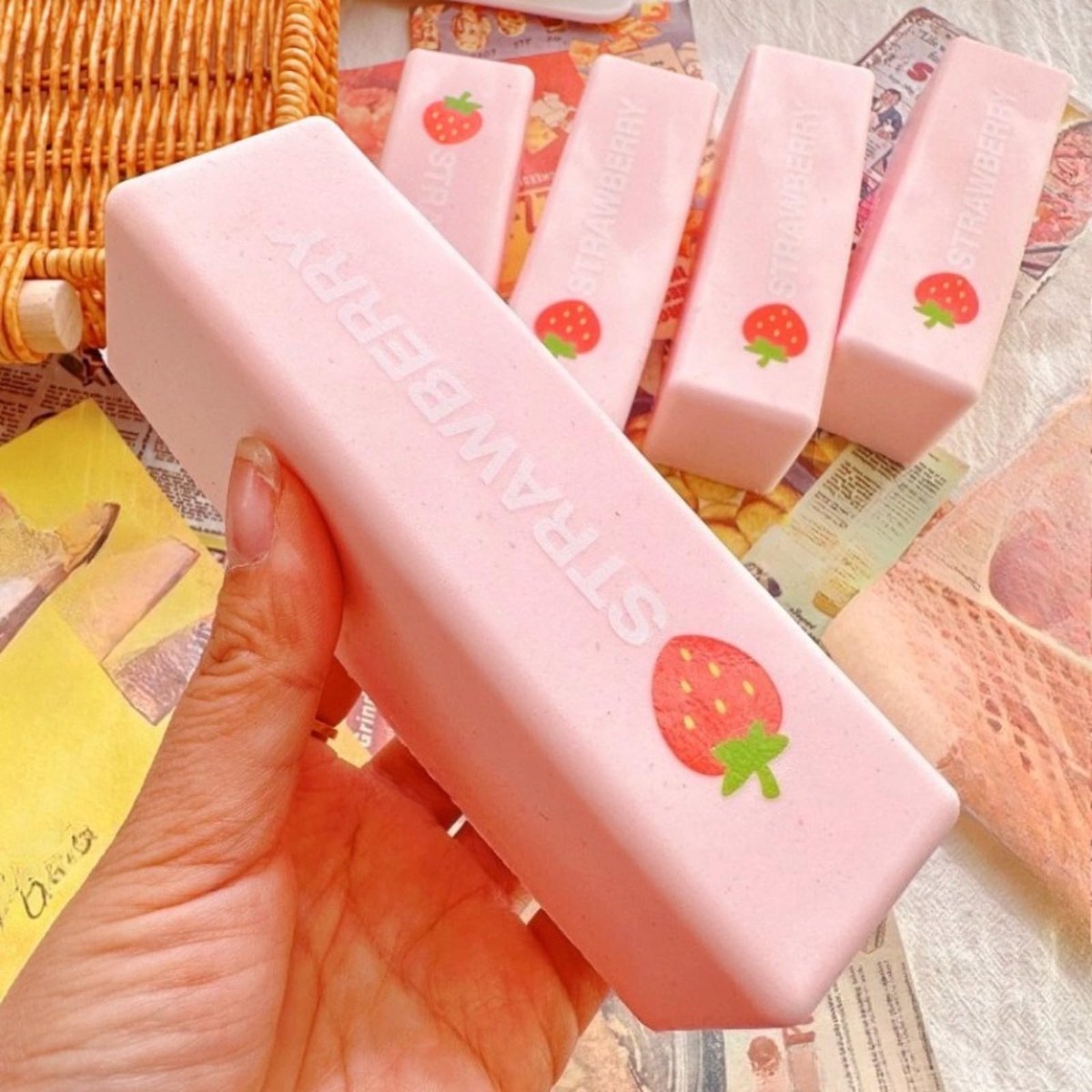 Squishy Butter Stick Ягода – Slow Rising Антистрес Играчка