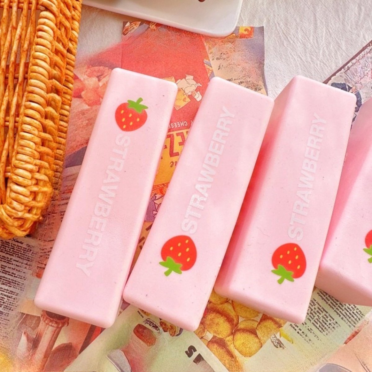 Squishy Butter Stick Ягода – Slow Rising Антистрес Играчка