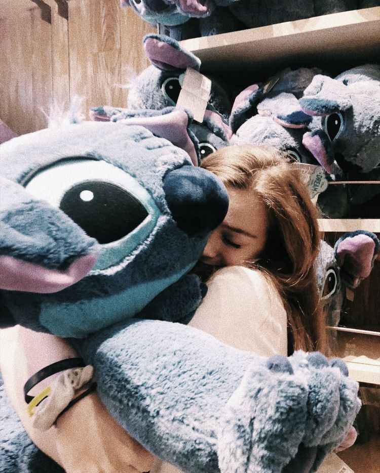 Гигантски плюшен Stitch и Angel – 140 см | Огромен, мек и впечатляващ!