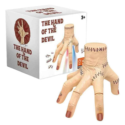 Интерактивната ръка Нещото – култовият герой от Семейство Адамс