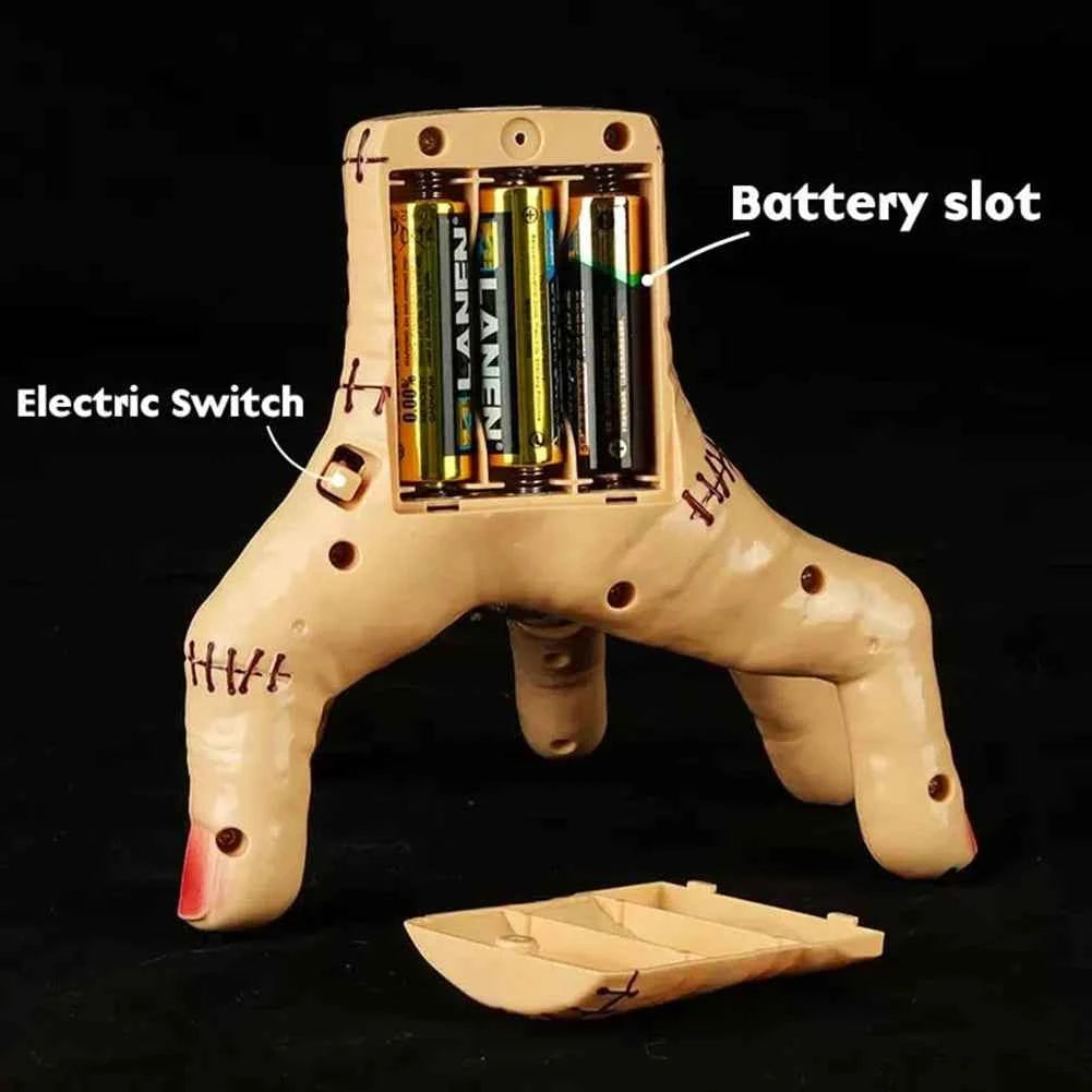 Интерактивната ръка Нещото – култовият герой от Семейство Адамс