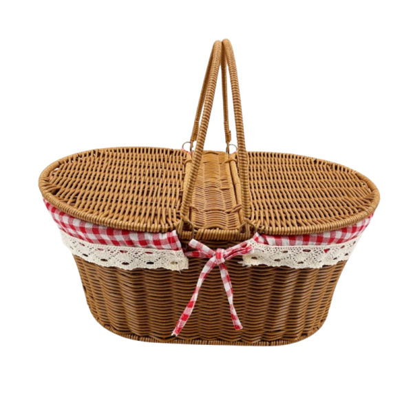 Класическа кошница за пикник с текстилна декорация