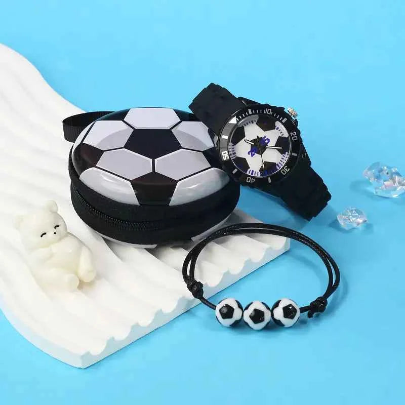 Детски комплект – часовник, гривна и калъф футболна топка