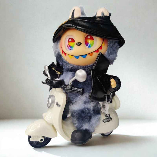 Комплект Rocker - Labubu кукла + мотор Vespa