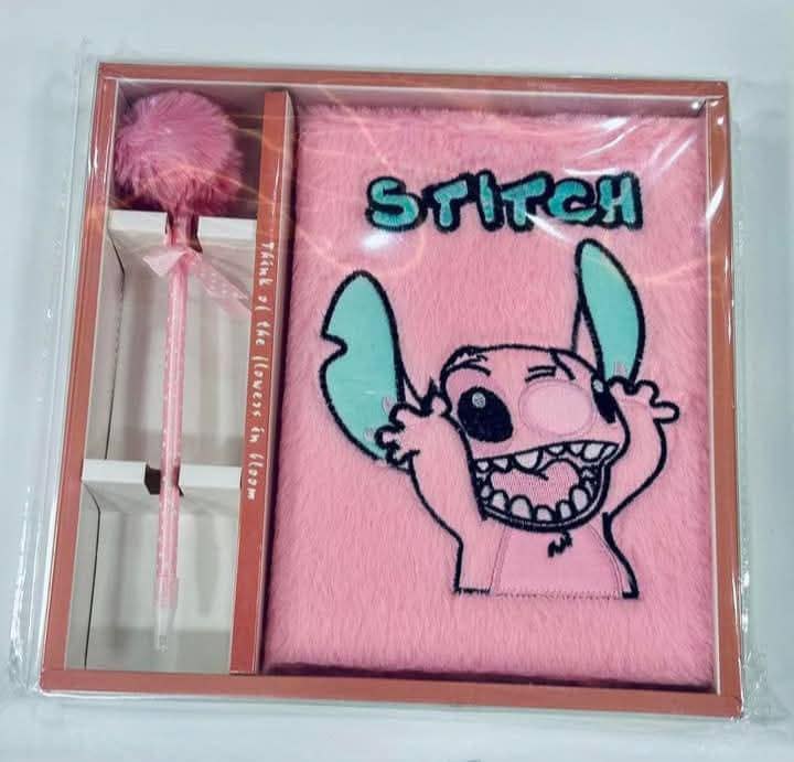 Пухкав комплект Stitch, тефтер и химикалка