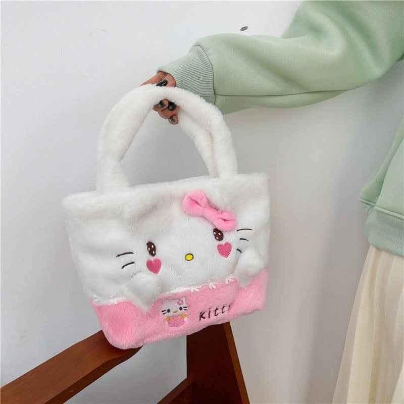Плюшени чантички със Sanrio герои - Kuromi, My Melody, Cinnamoroll и Pompompurin