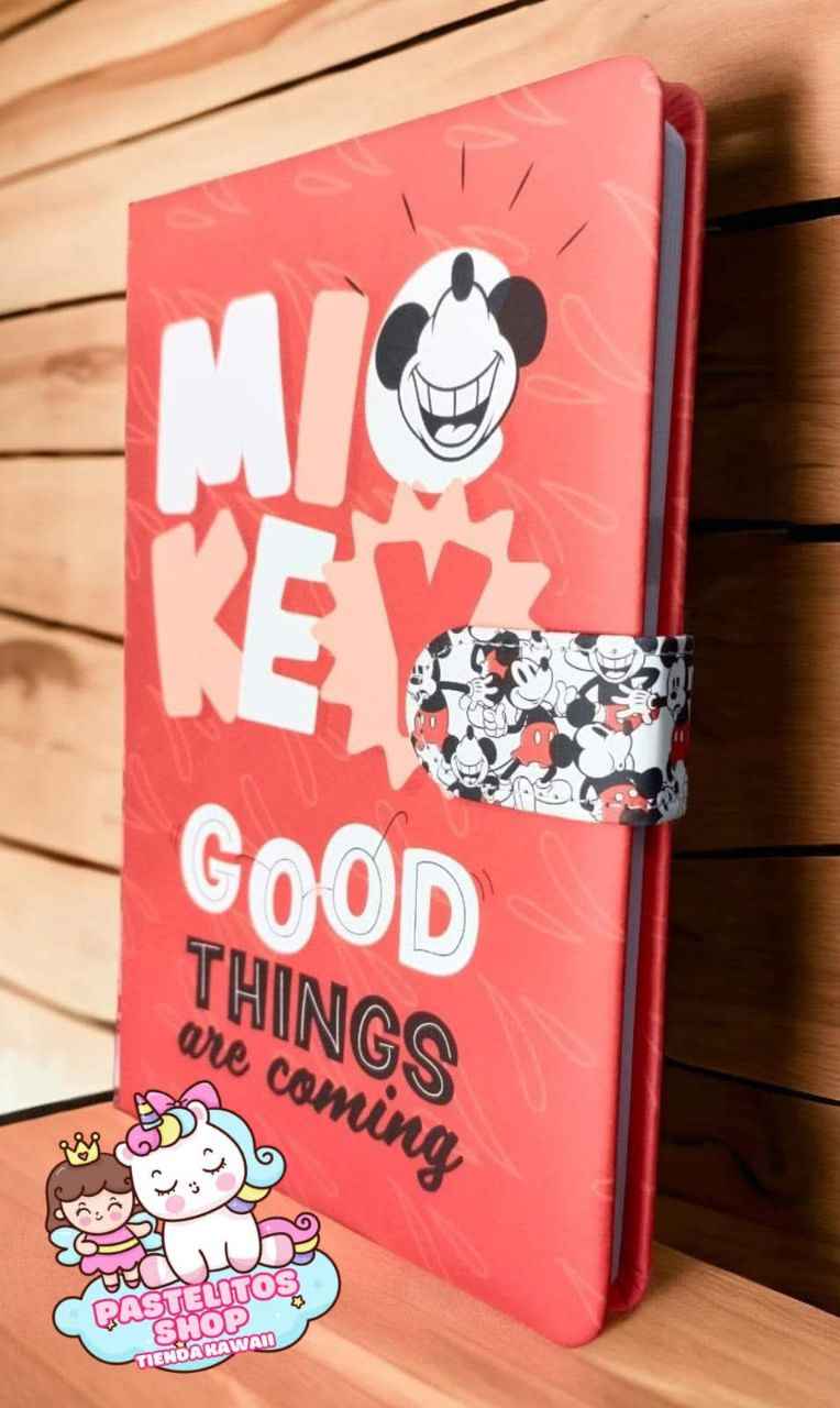 Тефтер Mickey или Minnie Mouse с магнитно закопчаване