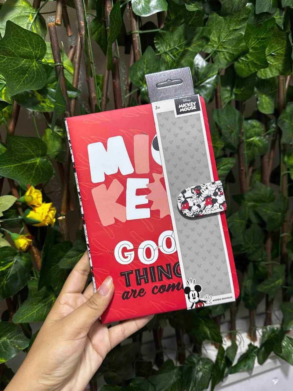 Тефтер Mickey или Minnie Mouse с магнитно закопчаване