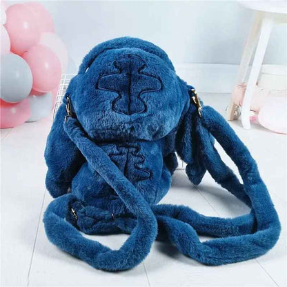 Плюшена раница Stitch – мека, сладка и удобна