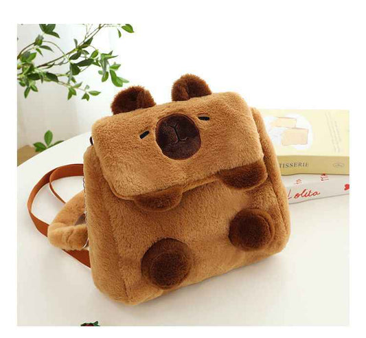 Мини раница Capybara Dream – пухкаво чудо за всеки ден (25×20 см)