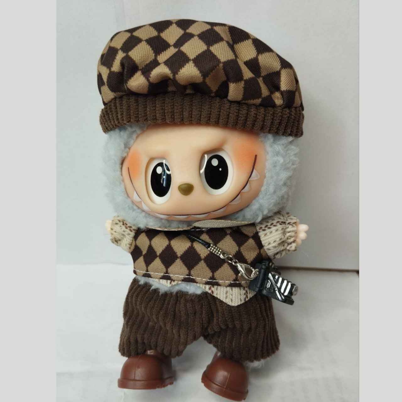 Labubu, готов за подвизи - Едуард III