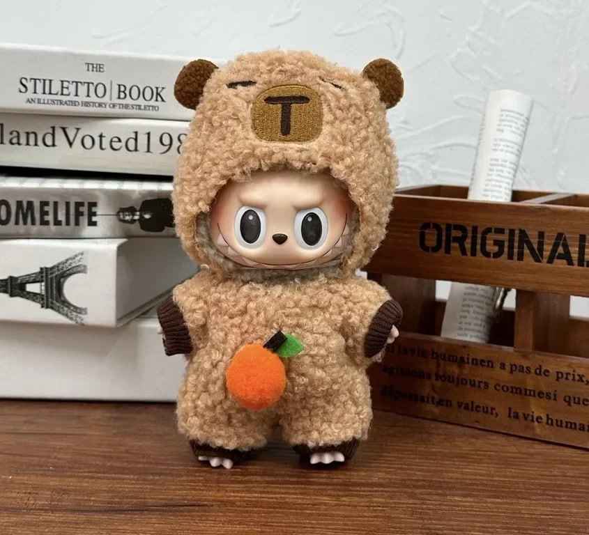 Labubu, готов за подвизи - Капи