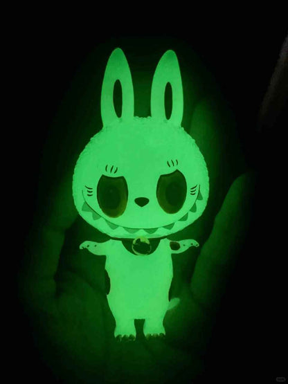 Сет фигури Labubu – Колекционерско издание + светещи в тъмното модели