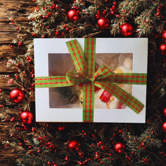 Коледен подаръчен комплект Labubu Christmas-Cola Box