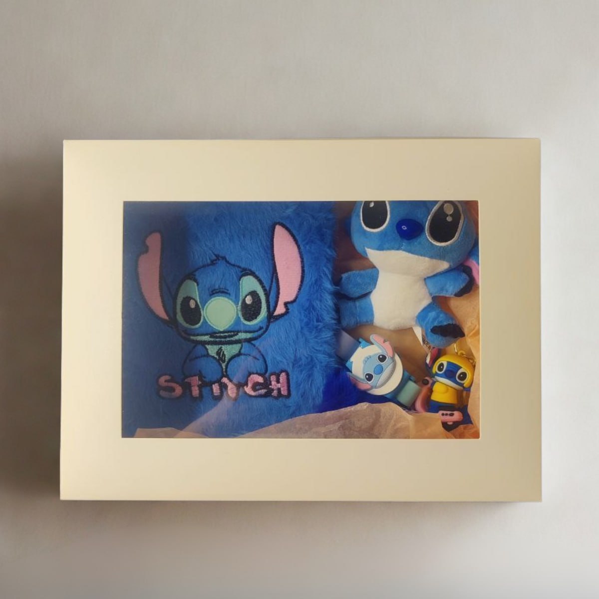 Подаръчен комплект Stitch – 6 части - идеален подарък за деца