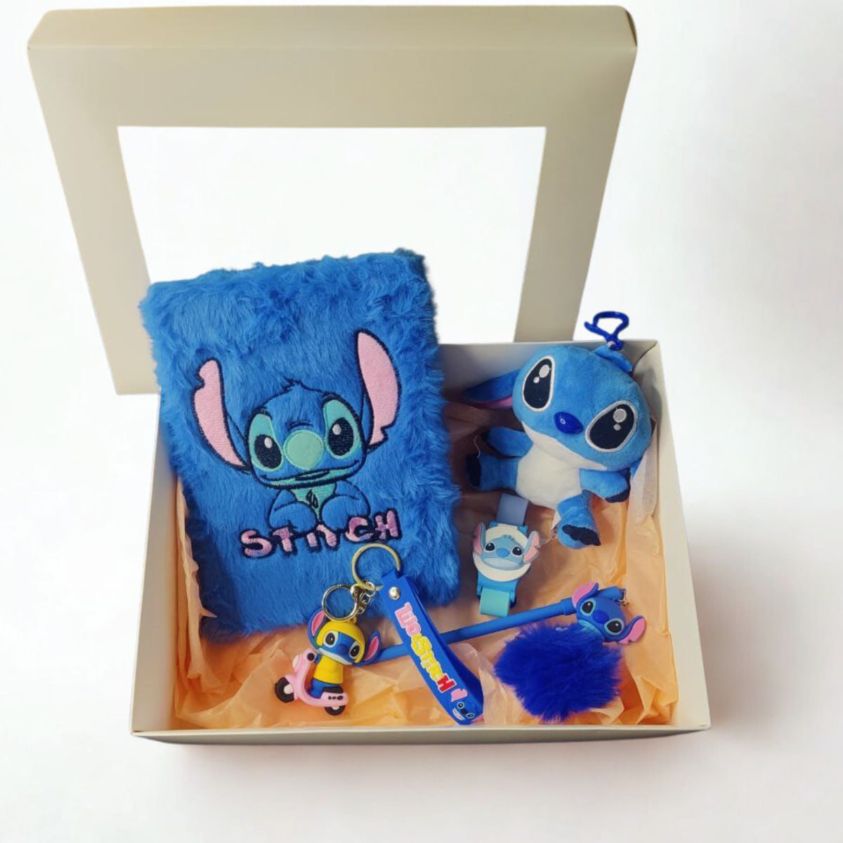 Подаръчен комплект Stitch – 6 части - идеален подарък за деца