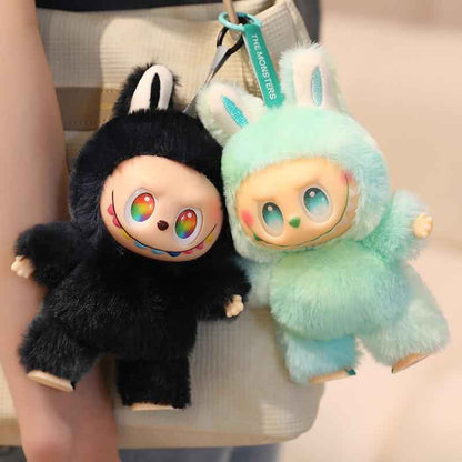 Labubu Black Bunny – пухкав талисман за стил и настроение