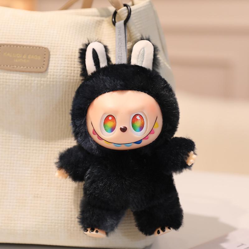 Labubu Black Bunny – пухкав талисман за стил и настроение