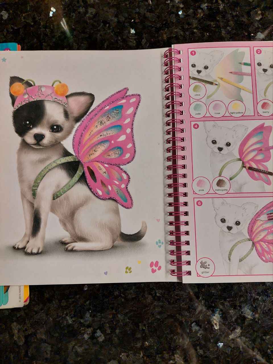 🐶✨ TOP Model Doggy – Книжка за обличане и декориране с 140 стикера