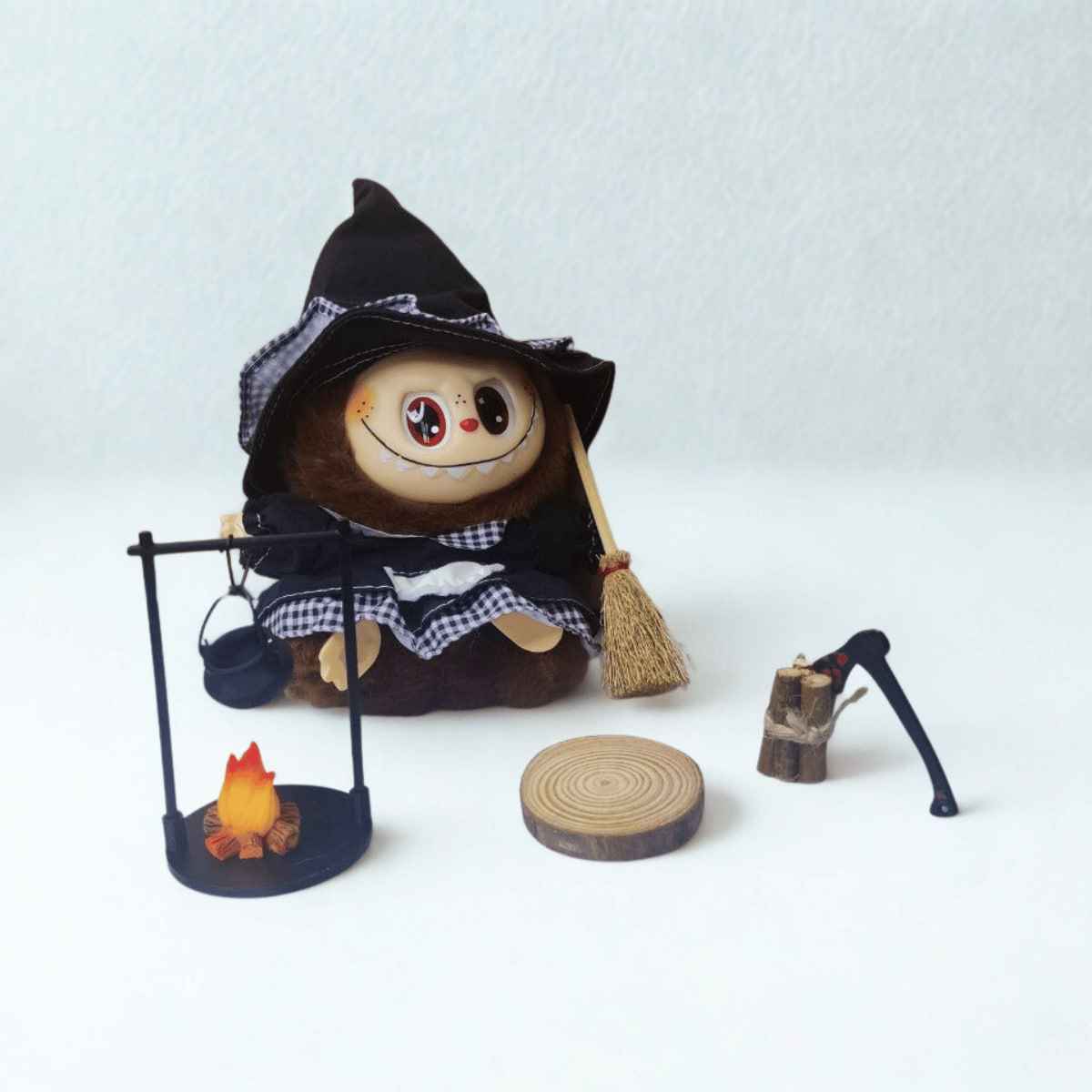 Комплект Щастлива вещица - таен кафяв модел + аксесоари за лагерен огън