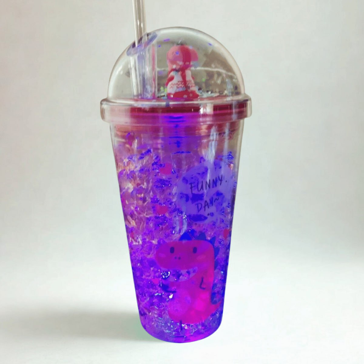 Светеща чаша с динозавър и сламка – Funny Dino Cup