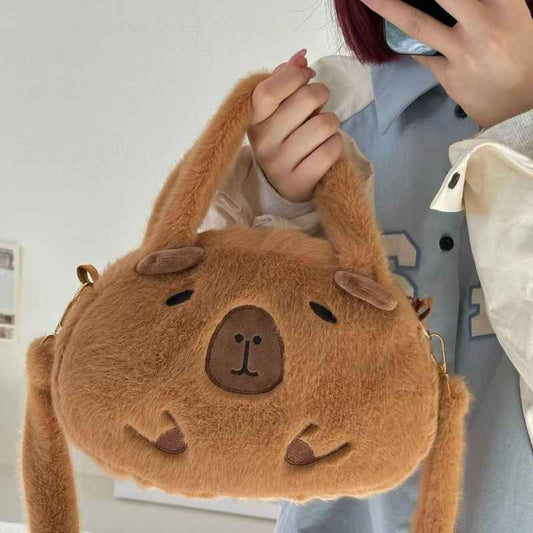 Пухкава чанта Капибара – най-сладката ежедневна чантичка за малки дами