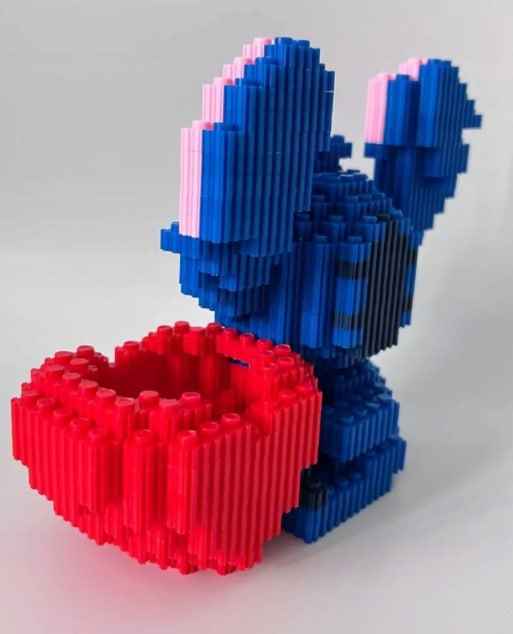 Конструктор Стич – моливник с сърце