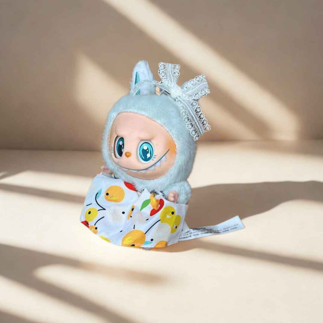 Labubu, готов за подвизи - Панделка