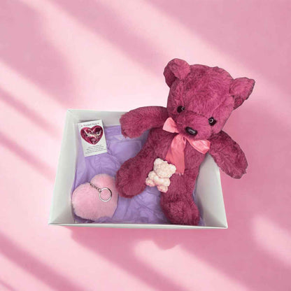 Подаръчна кутия „Любов“ – плюшена играчка по избор