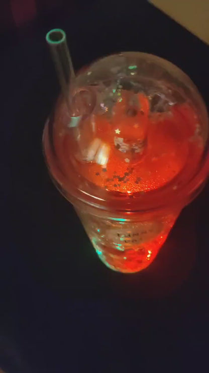 Светеща чаша с динозавър и сламка – Funny Dino Cup