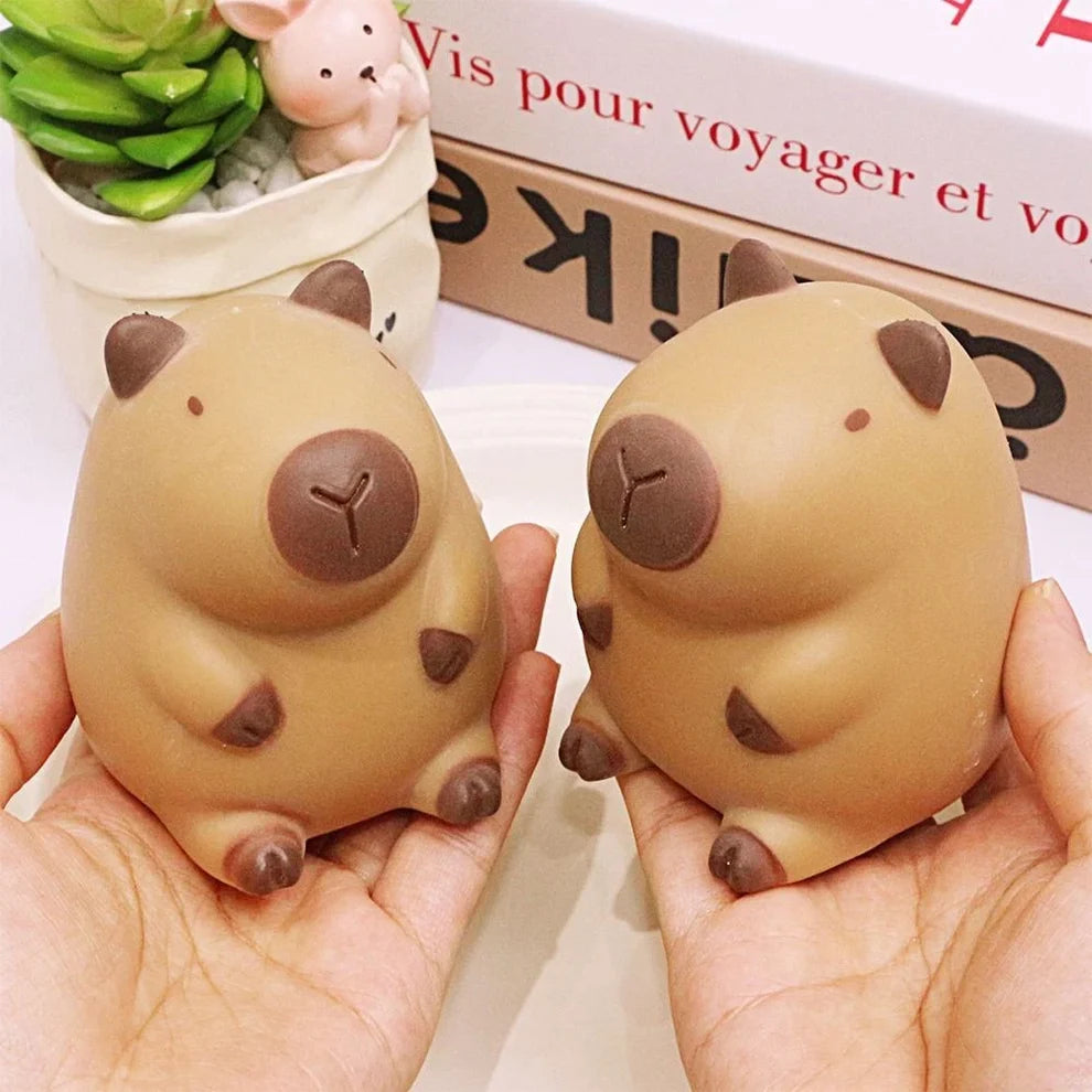 Capybara Squishy – Супер Мека Мемори Пяна